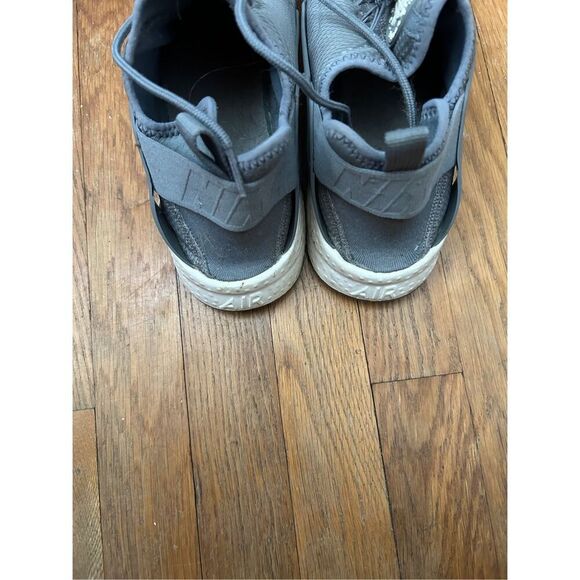 Nike Air Huarache - Picture 2 of 6